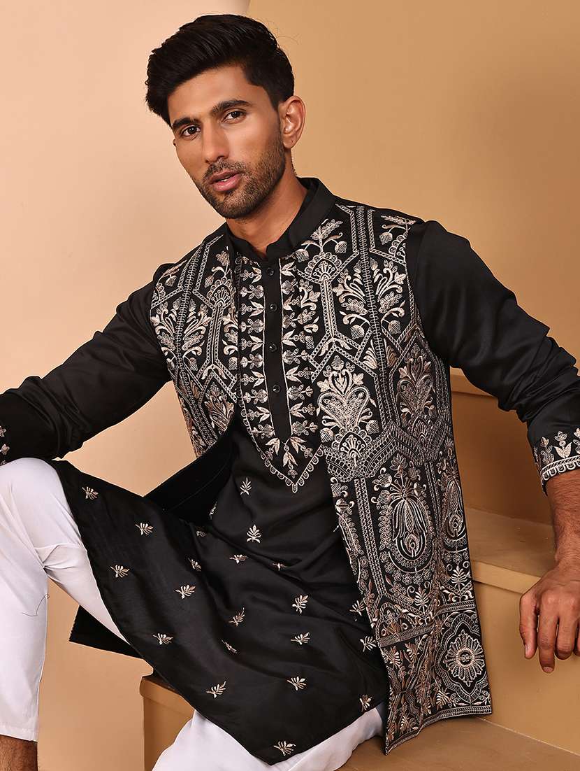 men mandarin neck kurta pyjama with jacket ethnic wear set - 21978579 -  Standard Image - 3