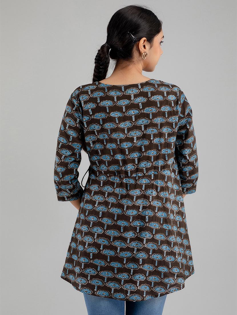women printed three quarter sleeve angrakha kurti - 21978631 - Standard Image - 3