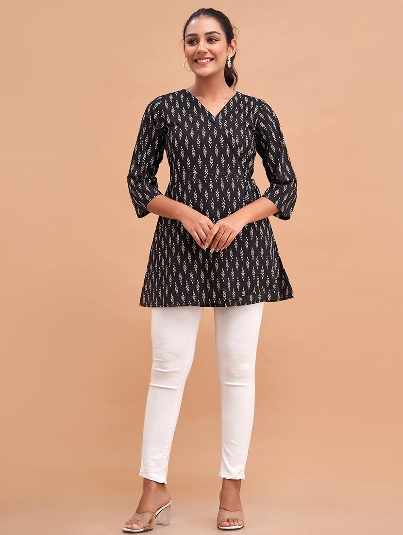 women printed three quarter sleeve angrakha kurti - 21978632 - Standard Image - 3