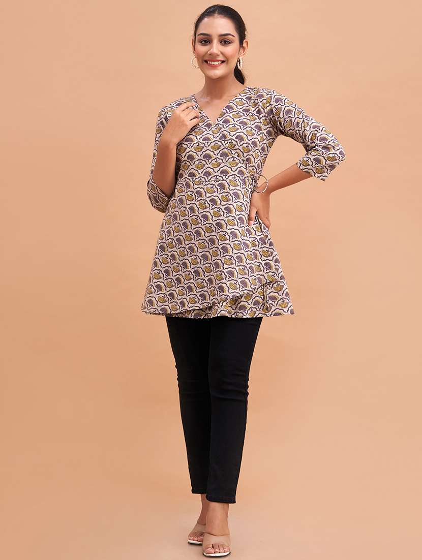 women printed three quarter sleeve angrakha kurti - 21978636 - Standard Image - 3