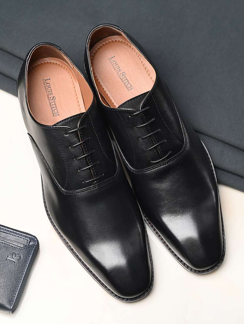 men black lace-up derby
