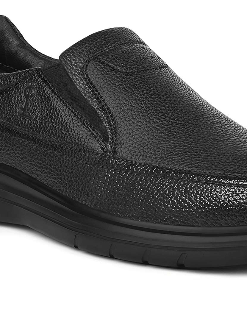 men solid slip on formal shoes - 21979019 - Standard Image - 3