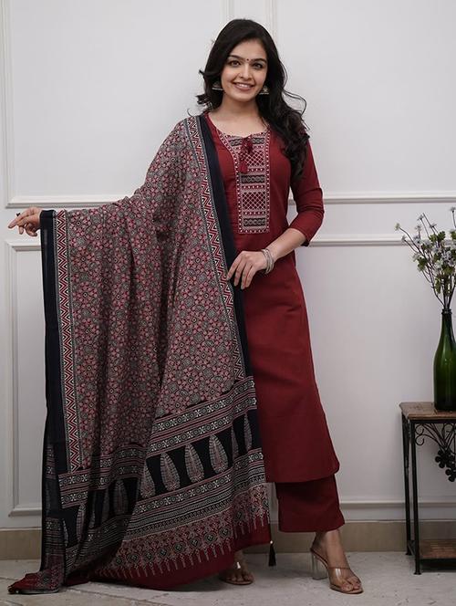 women three quarter sleeve kurta pant with dupatta set - 21979267 -  Standard Image - 0