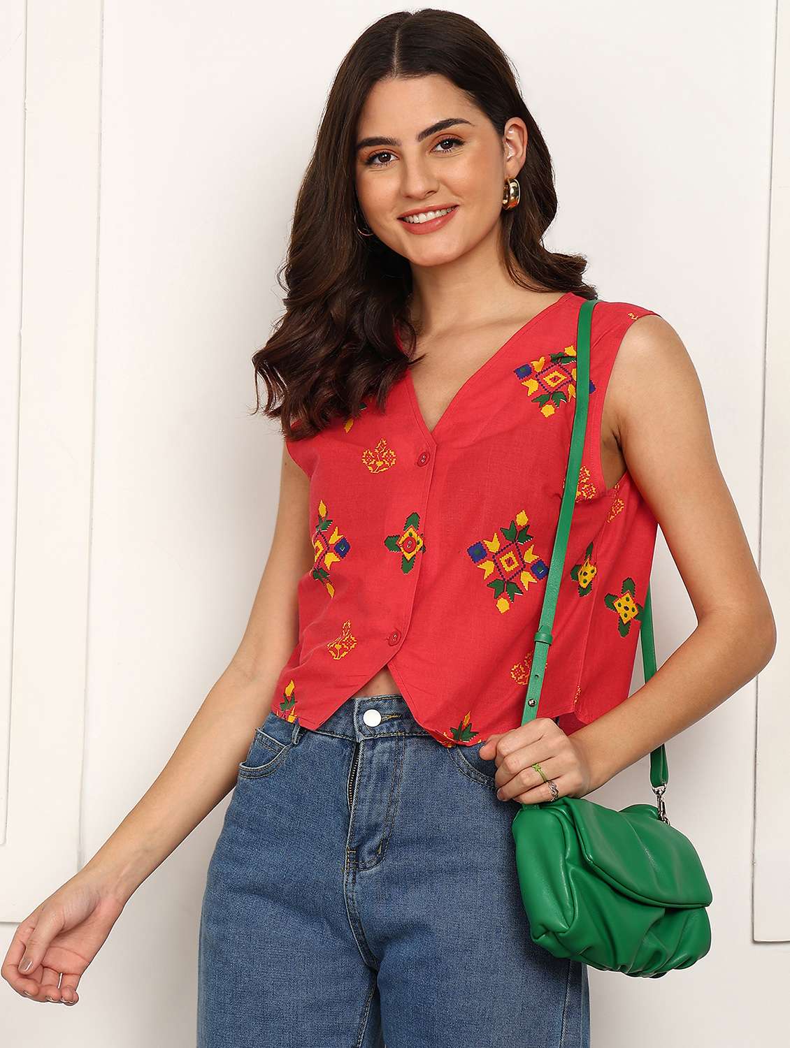 women printed sleeveless waistcoat top - 21979268 -  Zoom Image - 0