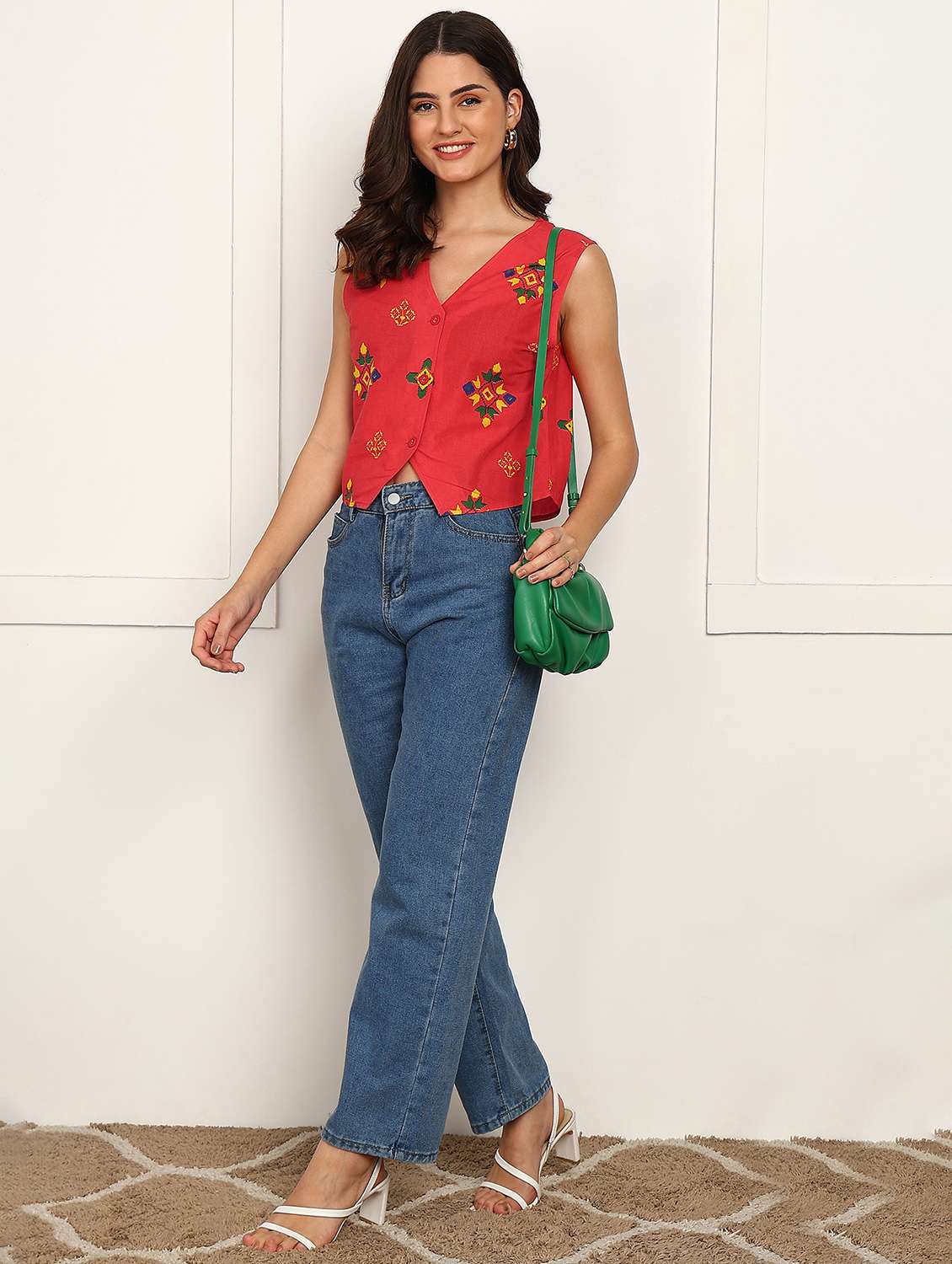 women printed sleeveless waistcoat top - 21979268 - Standard Image - 5