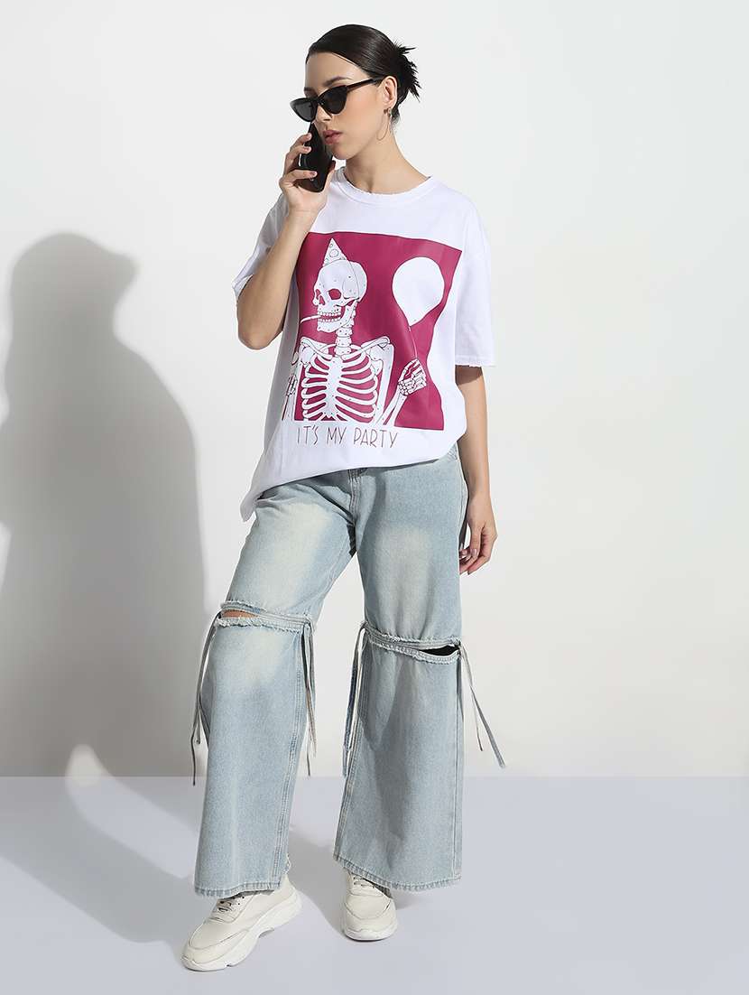 women printed short sleeve oversized t-shirt - 21979761 -  Standard Image - 5
