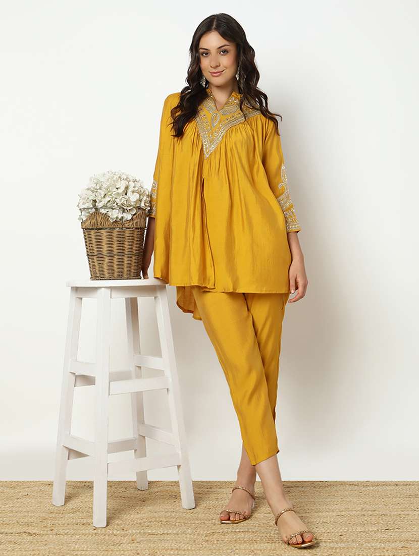 women solid with work three quarter sleeve ethnic co-ord set - 21979781 - Zoom Image - 0