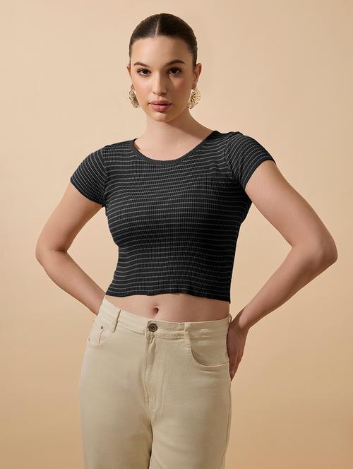 women striped short sleeve crop top - 21979956 -  Standard Image - 0