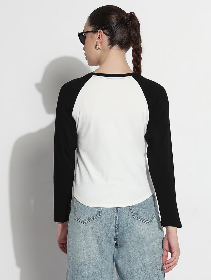 women color blocked long sleeve t-shirt - 21979982 - Standard Image - 3