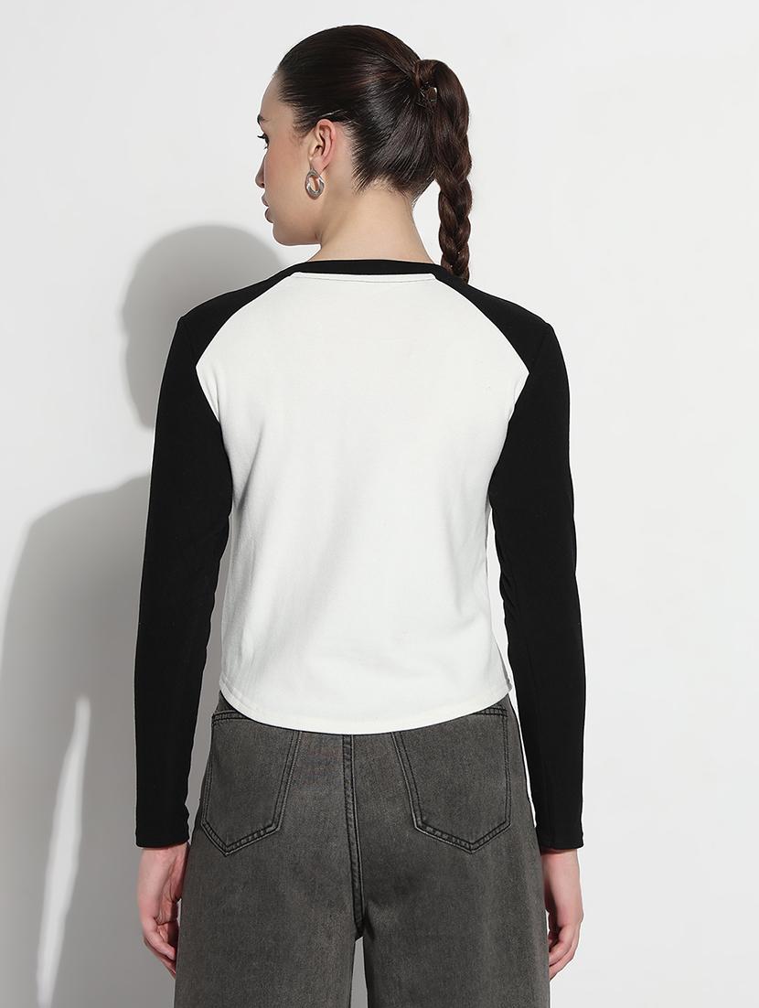 women color blocked long sleeve t-shirt - 21979986 - Standard Image - 5