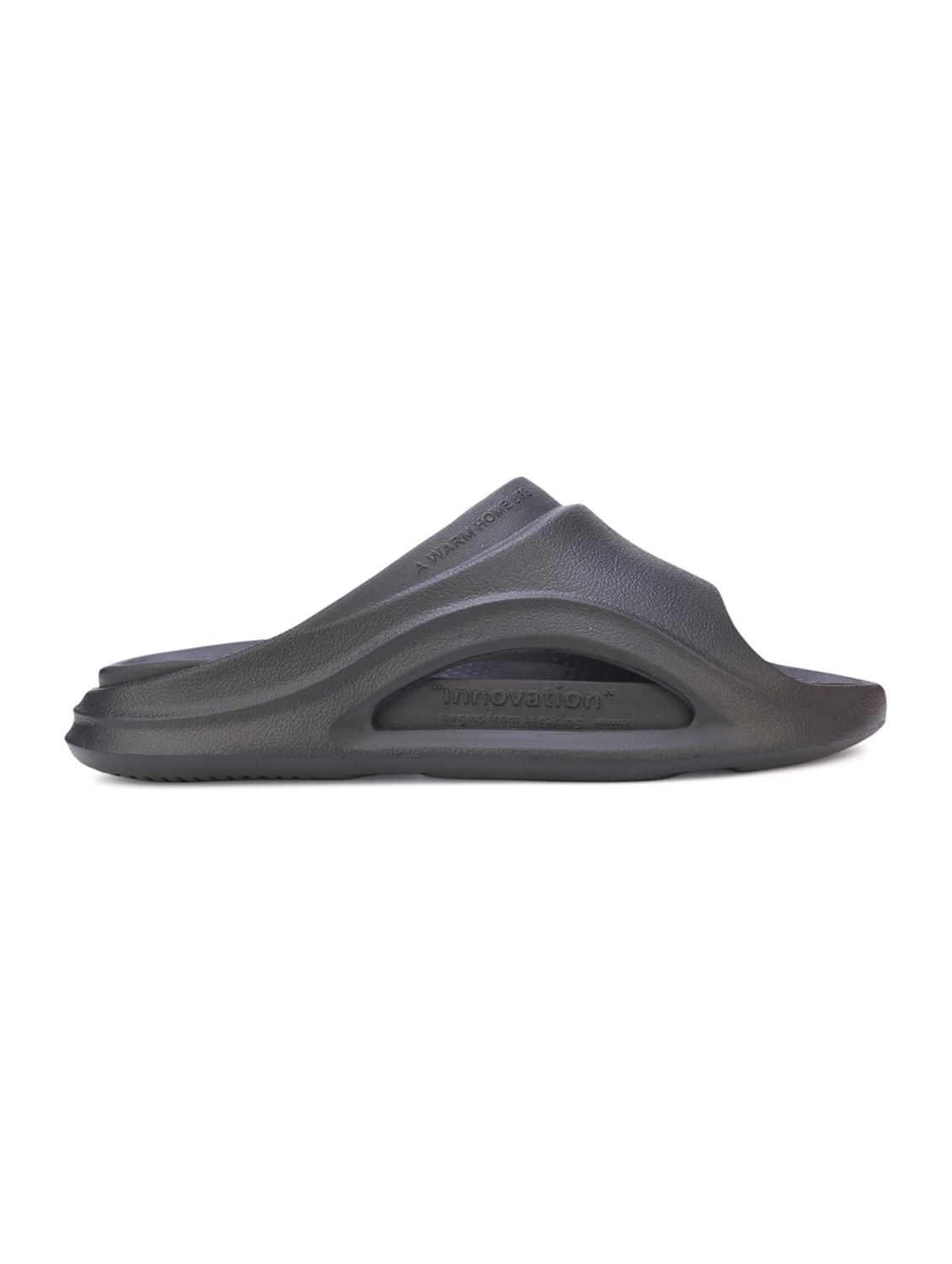 men black solid slider - 21980070 - Standard Image - 3