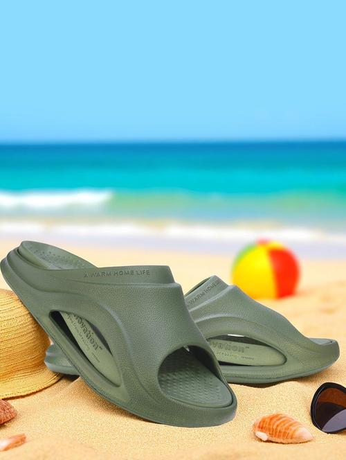 men olive solid slider - 21980071 -  Standard Image - 0