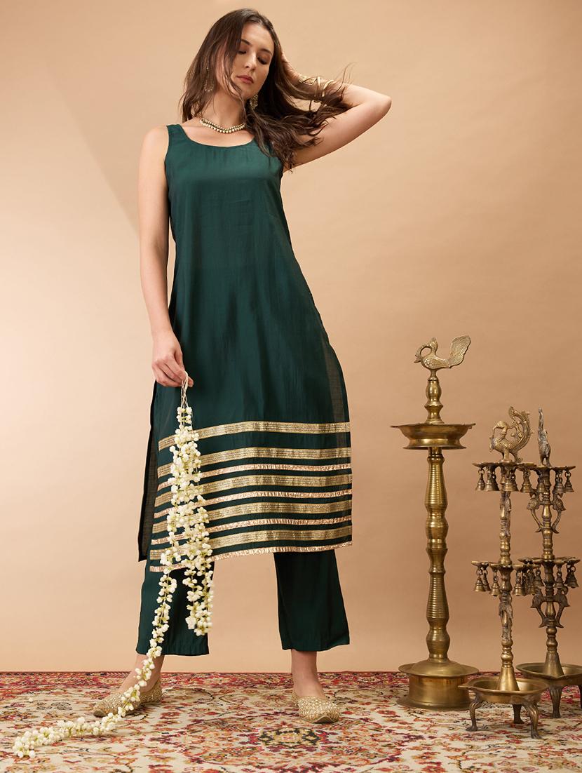 women green sleeveless round neck gotta lace hem straight kurta with pant festive set - 21980132 - Zoom Image - 0