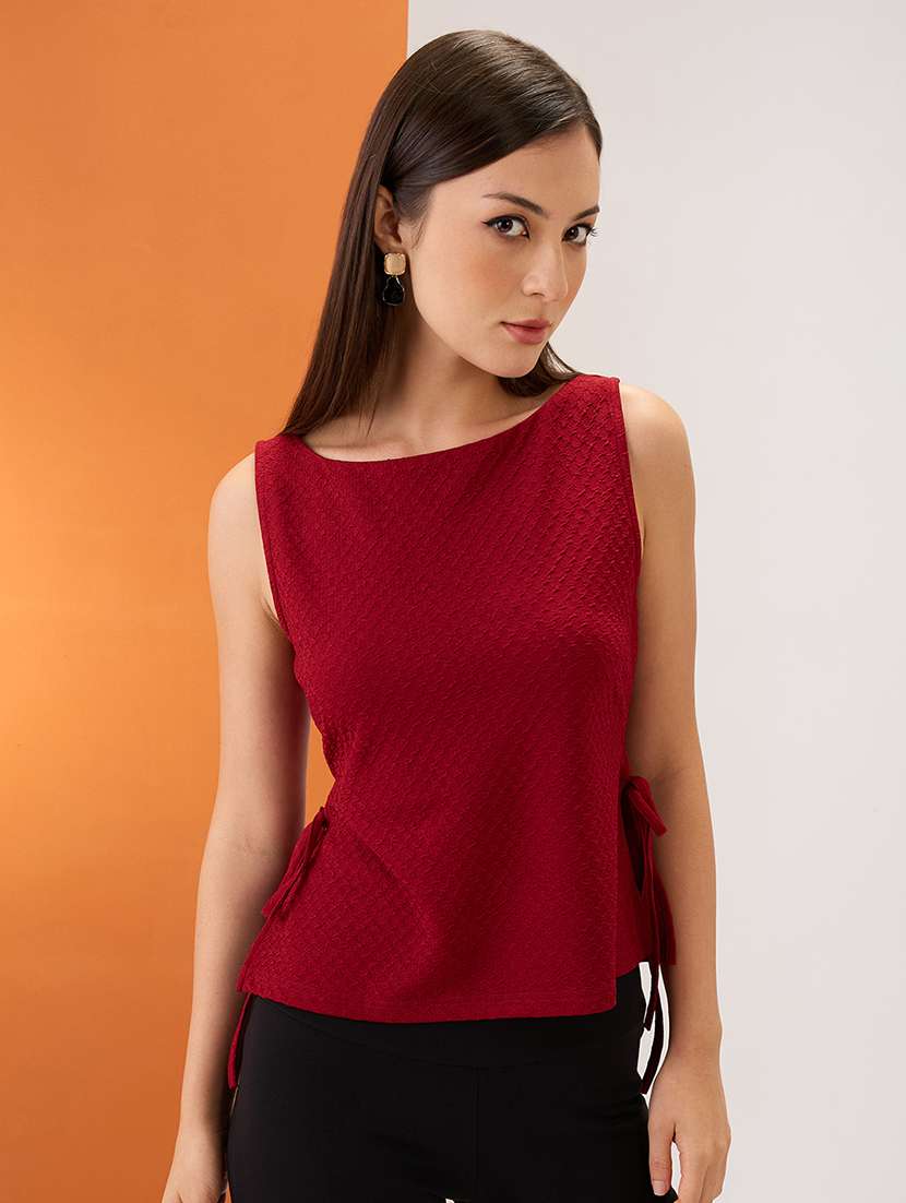 women maroon self design boat neck sleeveless waist tie-up top - 21980175 - Zoom Image - 0