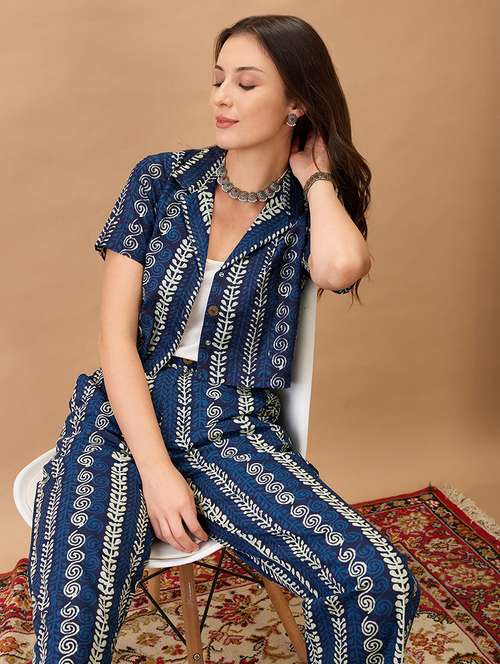 women indigo ethnic print notch lapel crop shirt with straight pant co-ords set - 21980213 -  Standard Image - 0