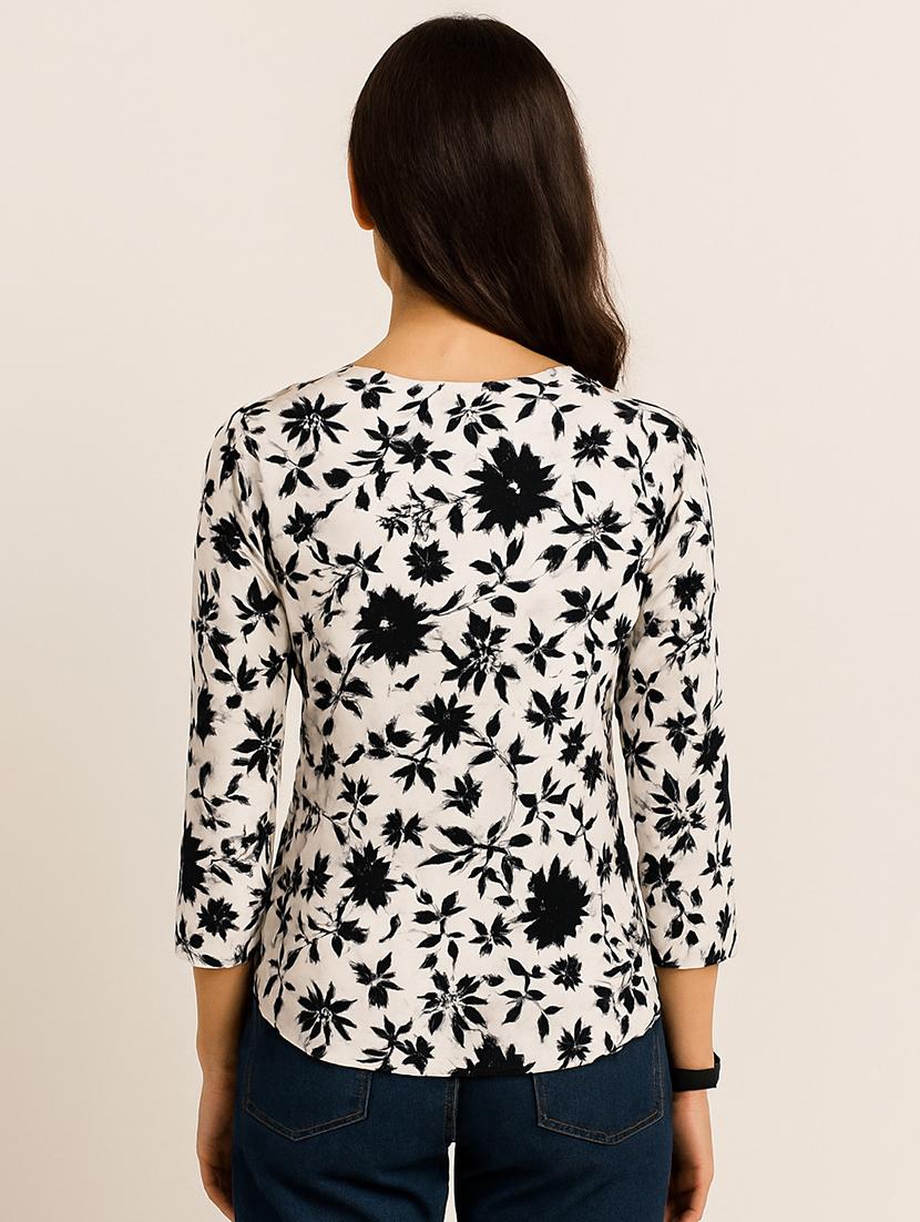 women floral three quarter sleeve a-line kurti - 21980354 - Standard Image - 3