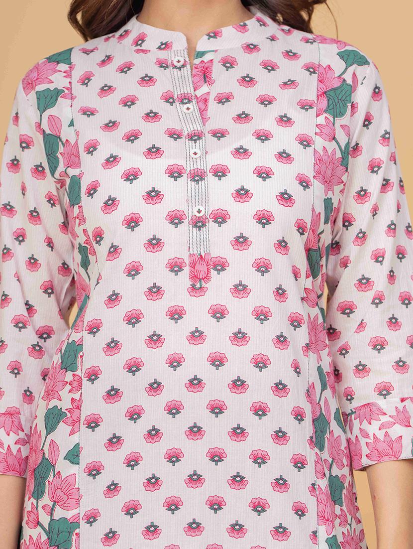 women floral three quarter sleeve straight kurta - 21980379 - Standard Image - 5