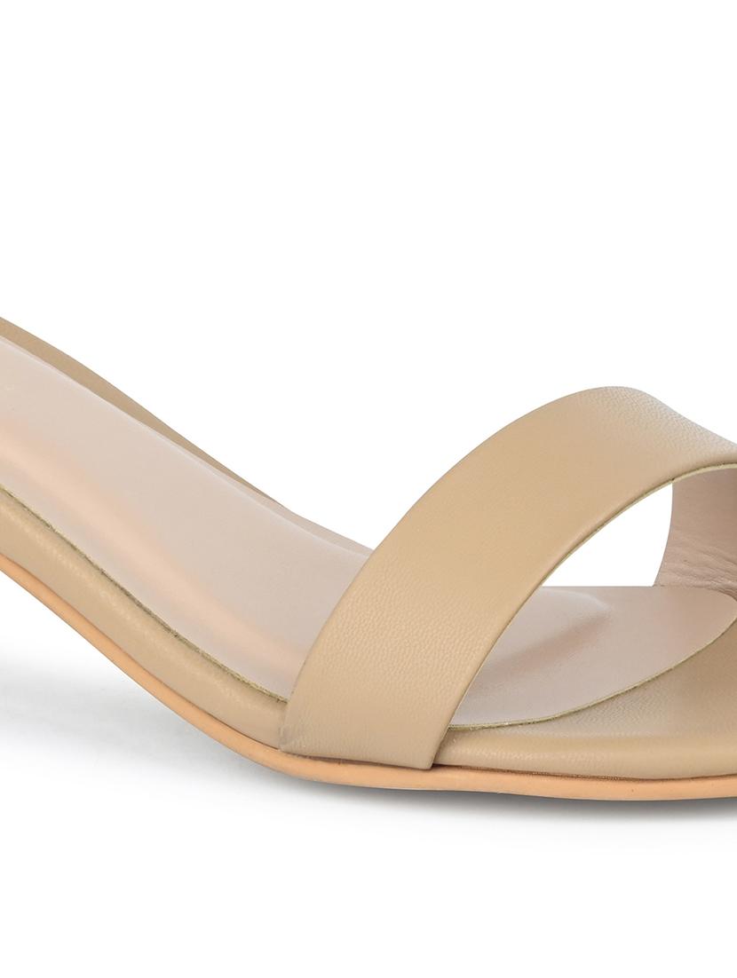 women solid ankle strap block sandal - 21980910 - Standard Image - 5