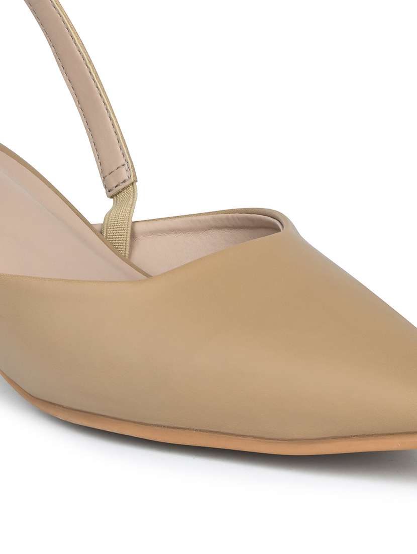 women nude solid pointed mules  - 21980914 -  Standard Image - 5