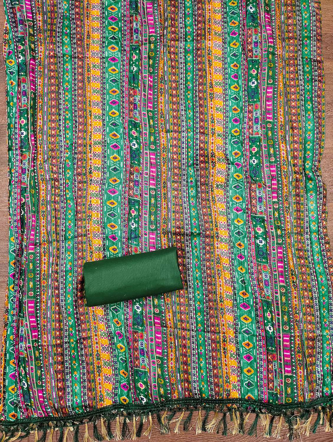 women solid with work embroidered unstitched suit set - 21981006 -  Standard Image - 3