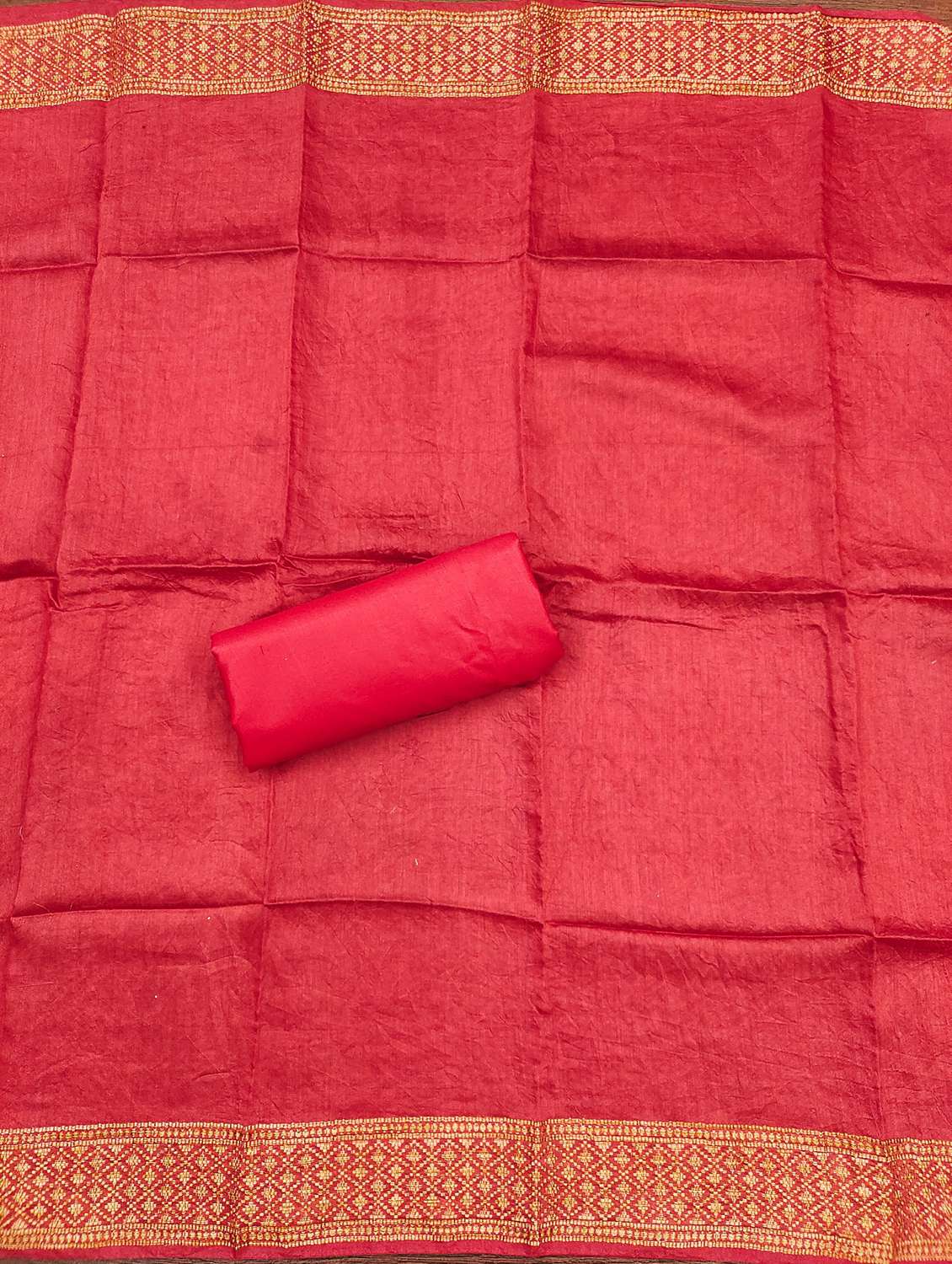 women printed embroidered unstitched suit set - 21981012 -  Standard Image - 3