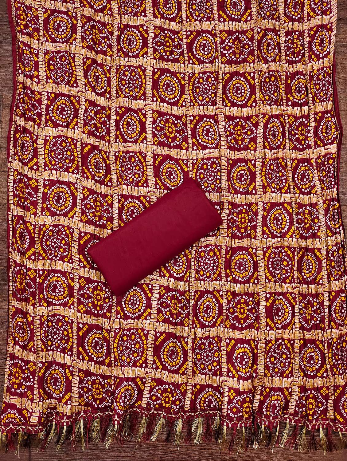 women solid with work embroidered unstitched suit set - 21981015 -  Standard Image - 3