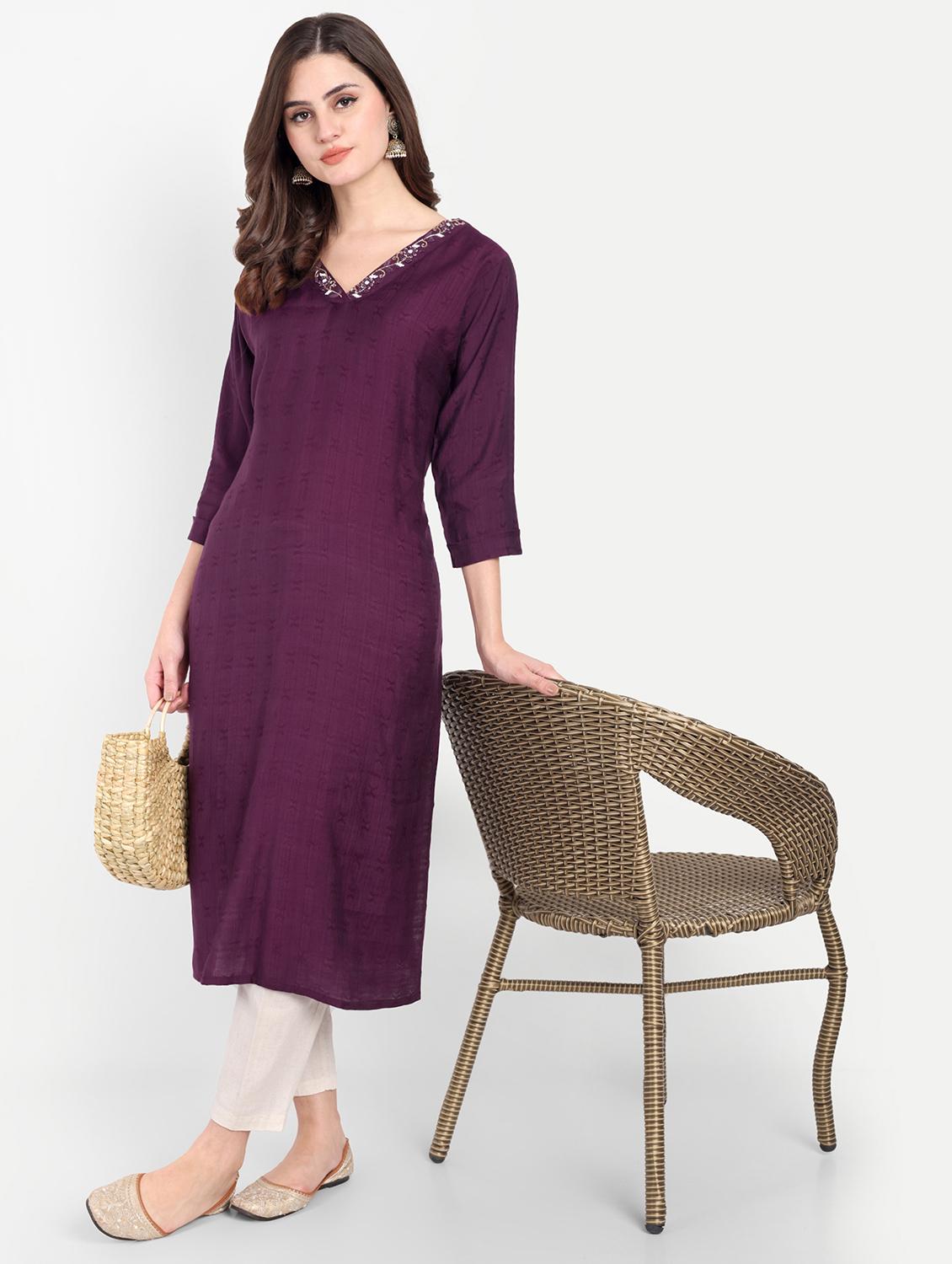 women self designed three quarter sleeve kurta