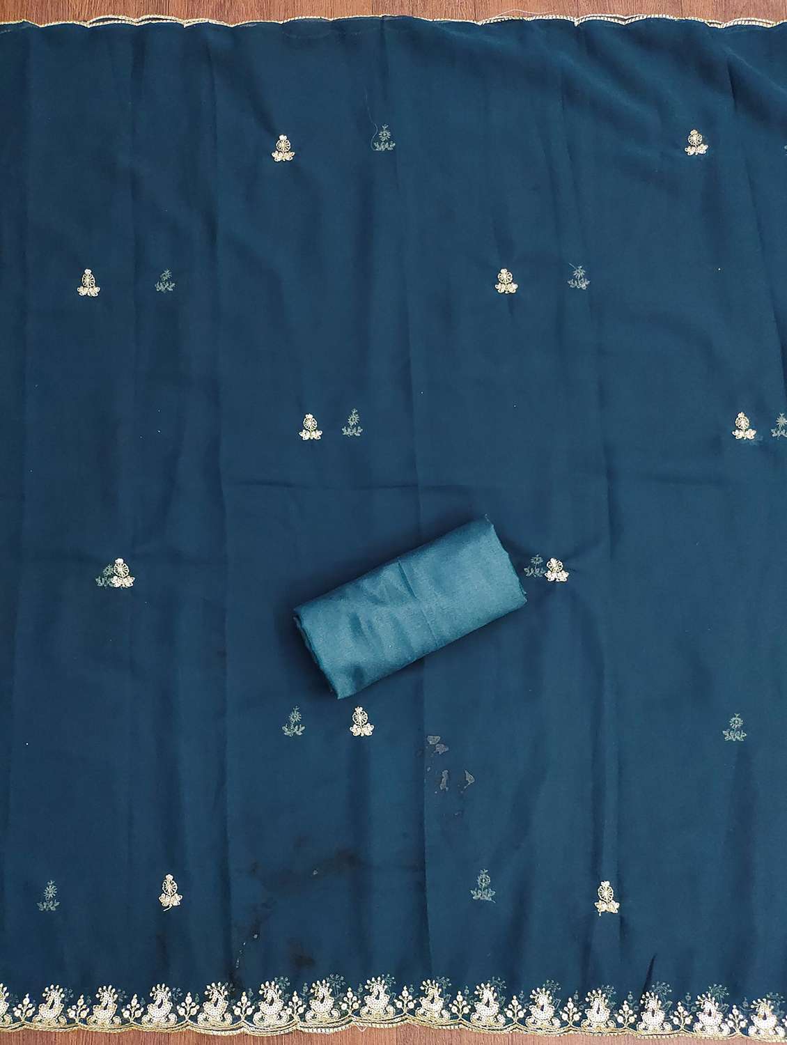 women solid with work embroidered unstitched suit set - 21981140 -  Standard Image - 3