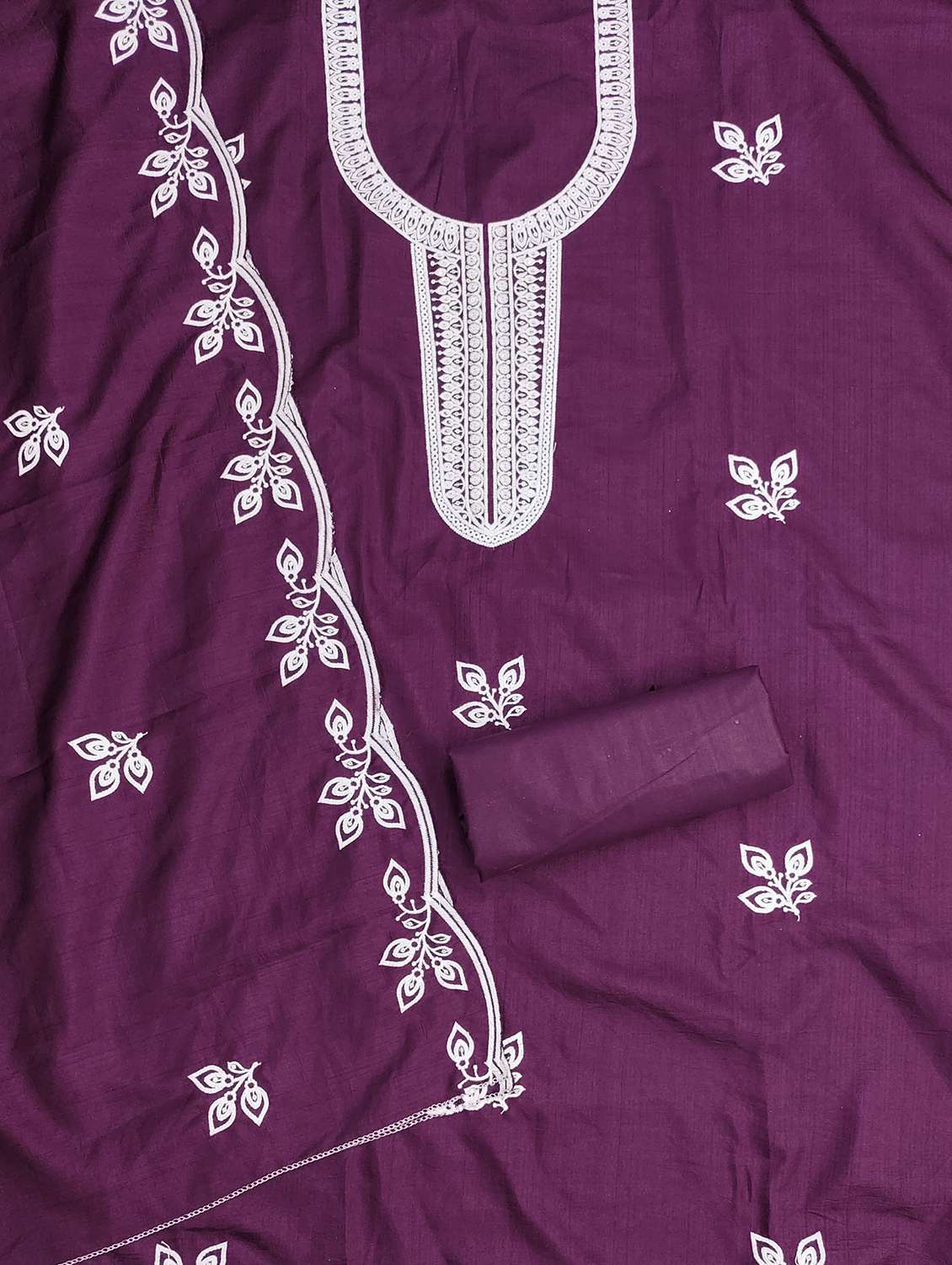 women embroidered unstitched suit set - 21981226 -  Standard Image - 3