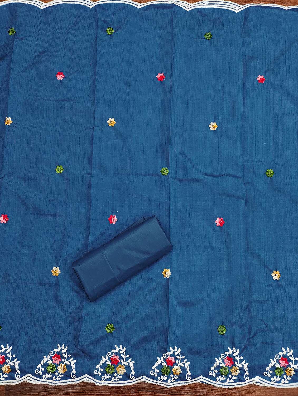 women embroidered unstitched suit set - 21981253 -  Standard Image - 3