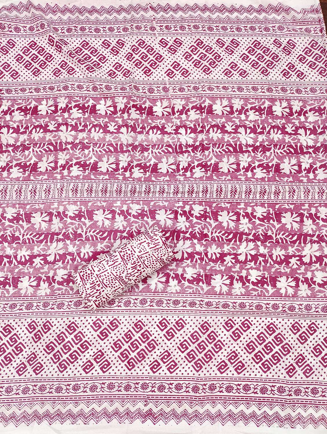 women printed with embroidery work unstitched suit set - 21981268 -  Standard Image - 3