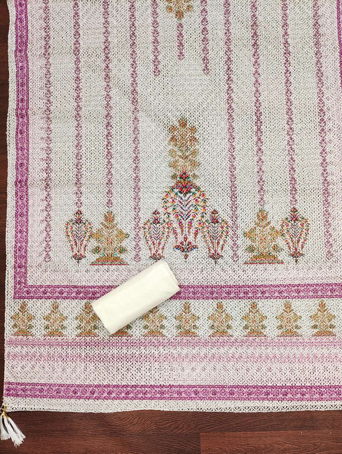 women embroidered unstitched suit set - 21981287 -  Standard Image - 3