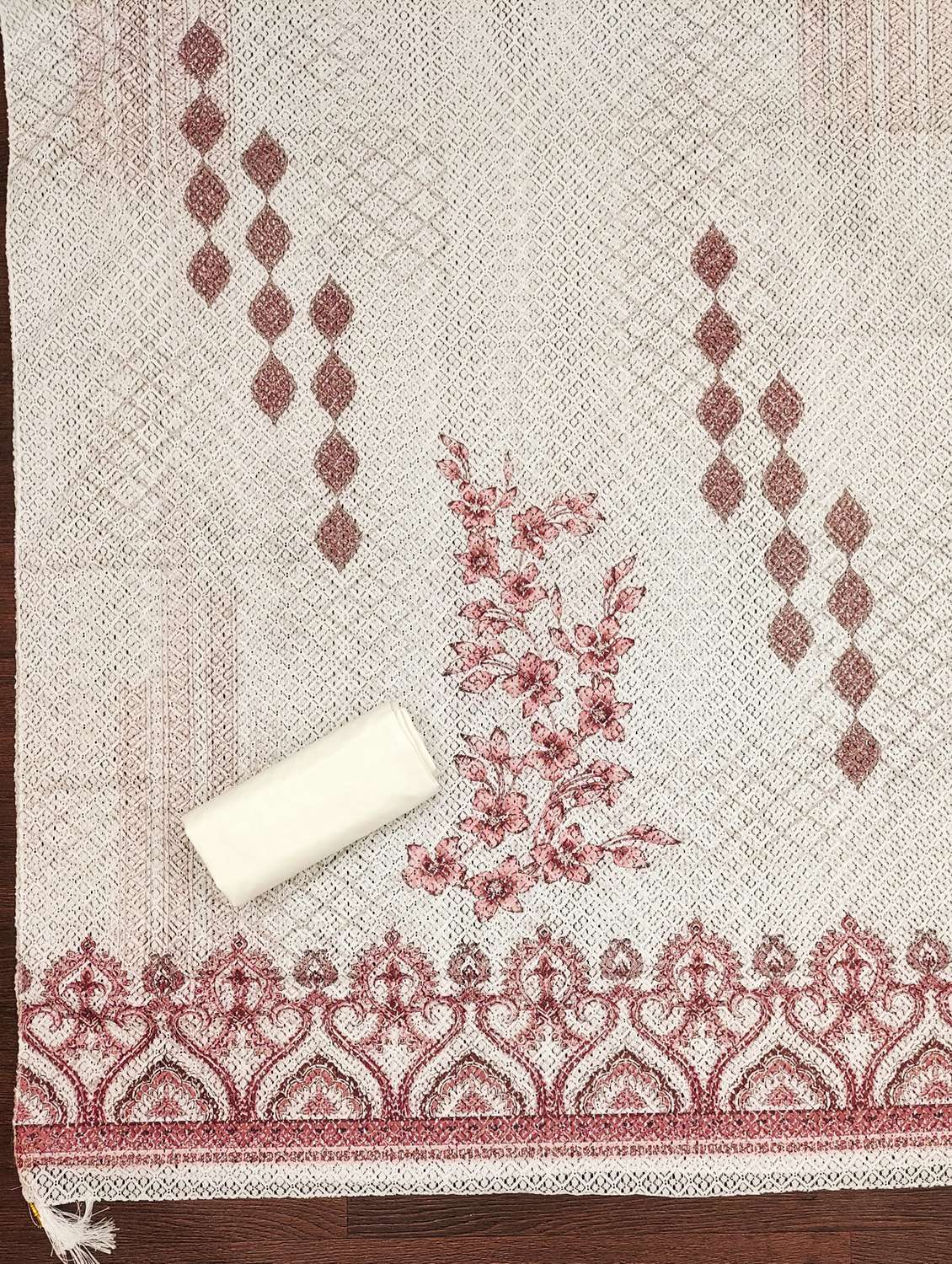 women printed with embroidery work unstitched suit set - 21981289 -  Standard Image - 3