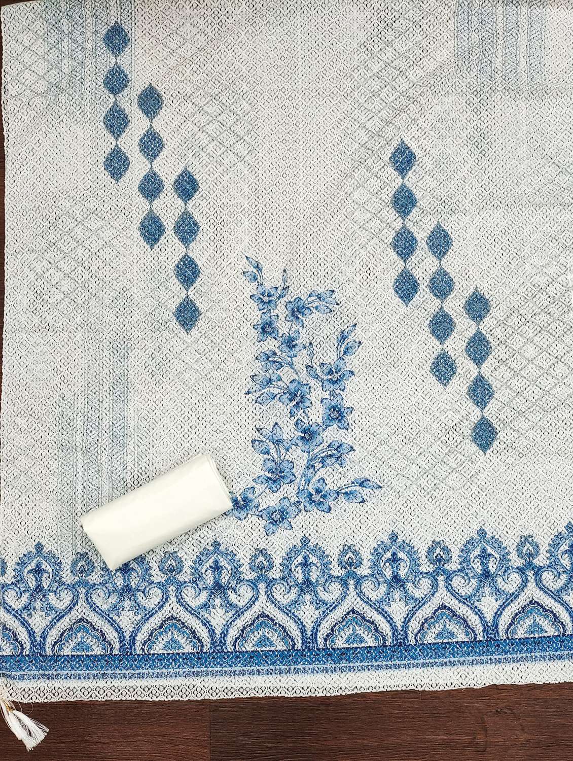 women printed with embroidery work unstitched suit set - 21981292 -  Standard Image - 3