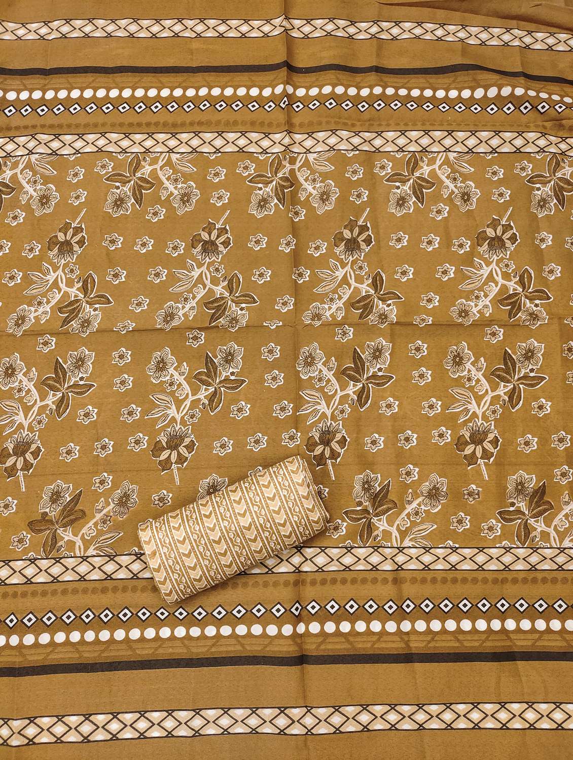 women printed with embroidery work unstitched suit set - 21981311 -  Standard Image - 3