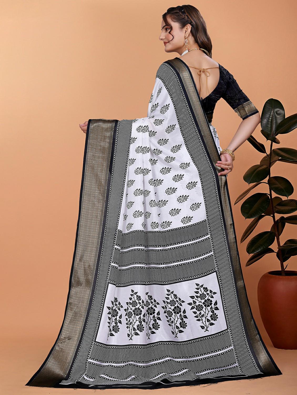 women printed bordered saree with blouse - 21981411 - Standard Image - 3