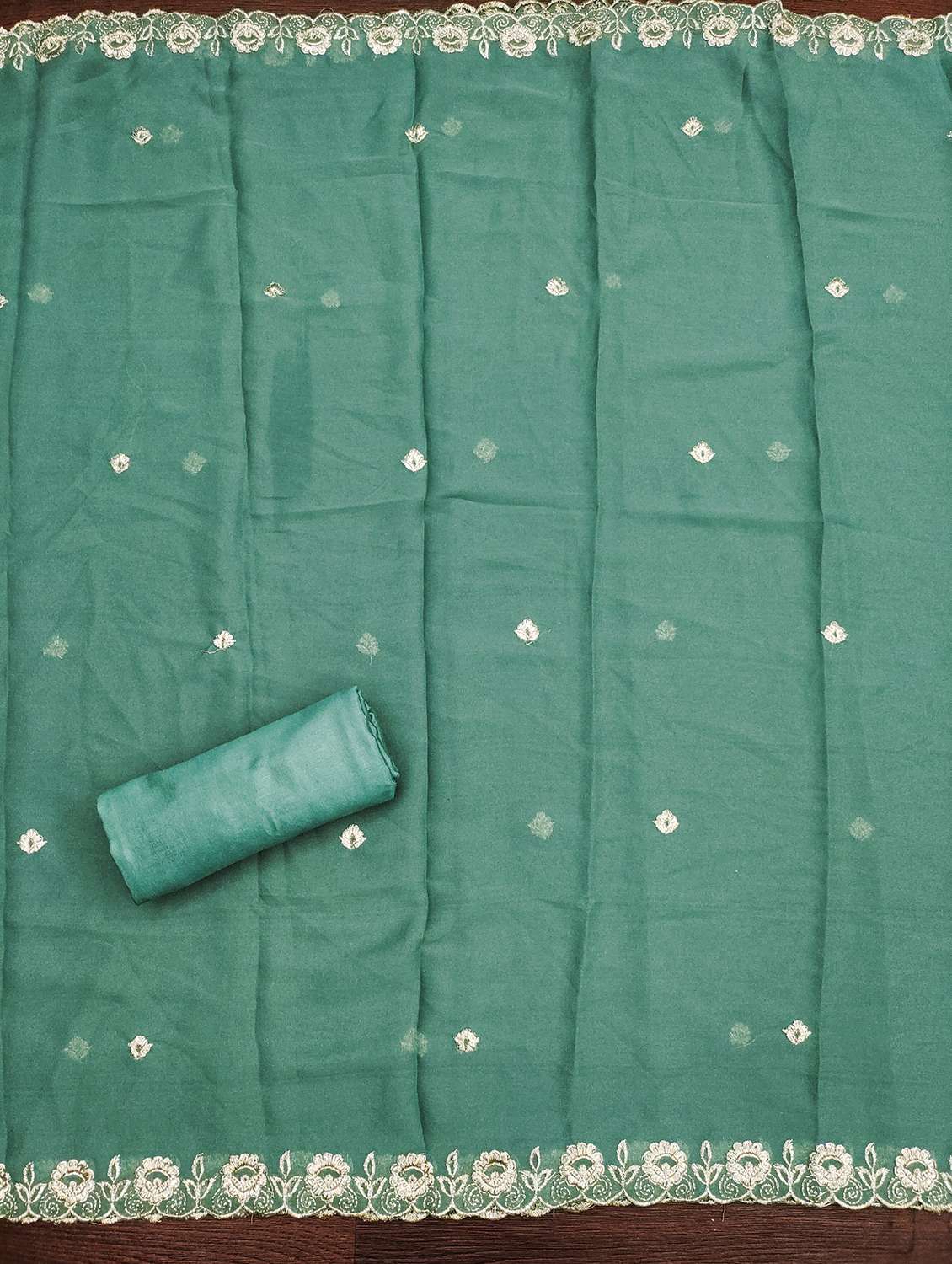 women embroidered unstitched suit set - 21981419 -  Standard Image - 3