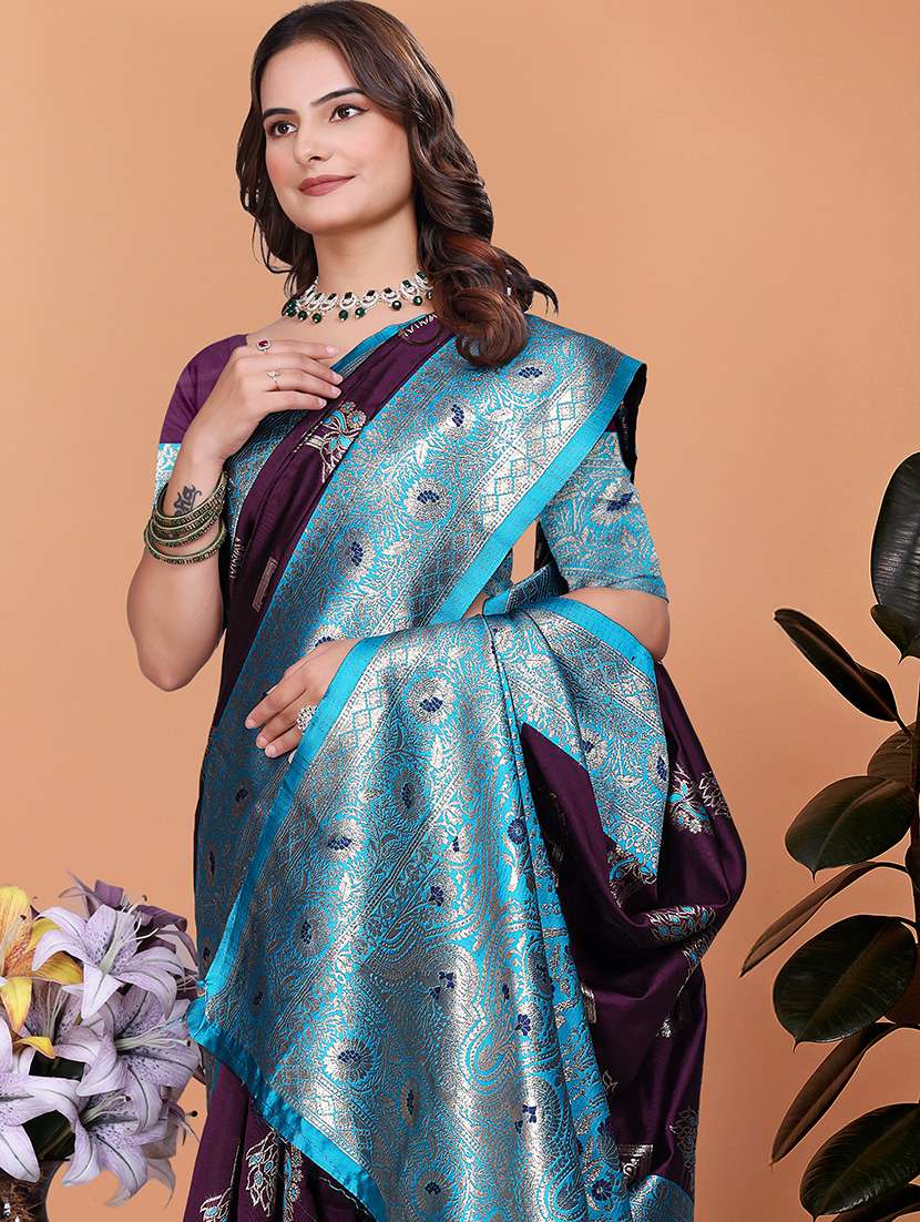 women self design banarasi saree with blouse - 21981427 - Standard Image - 3