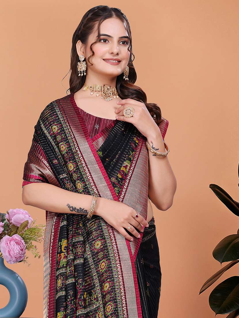 women printed bordered saree with blouse - 21981464 -  Standard Image - 3