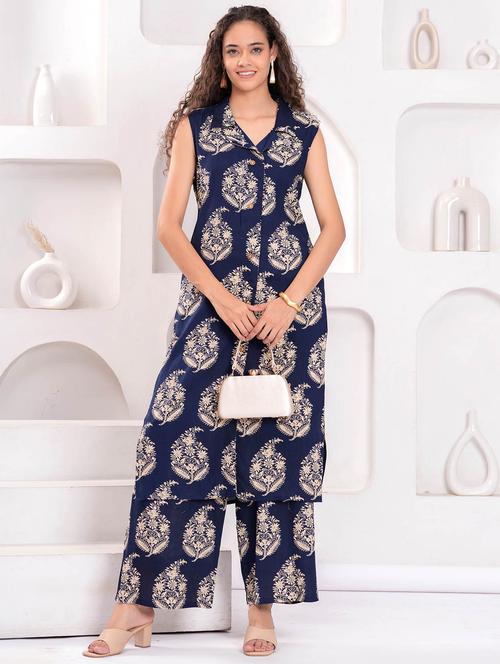 women printed sleeveless kurta and palazzo set - 21981586 - Standard Image - 0