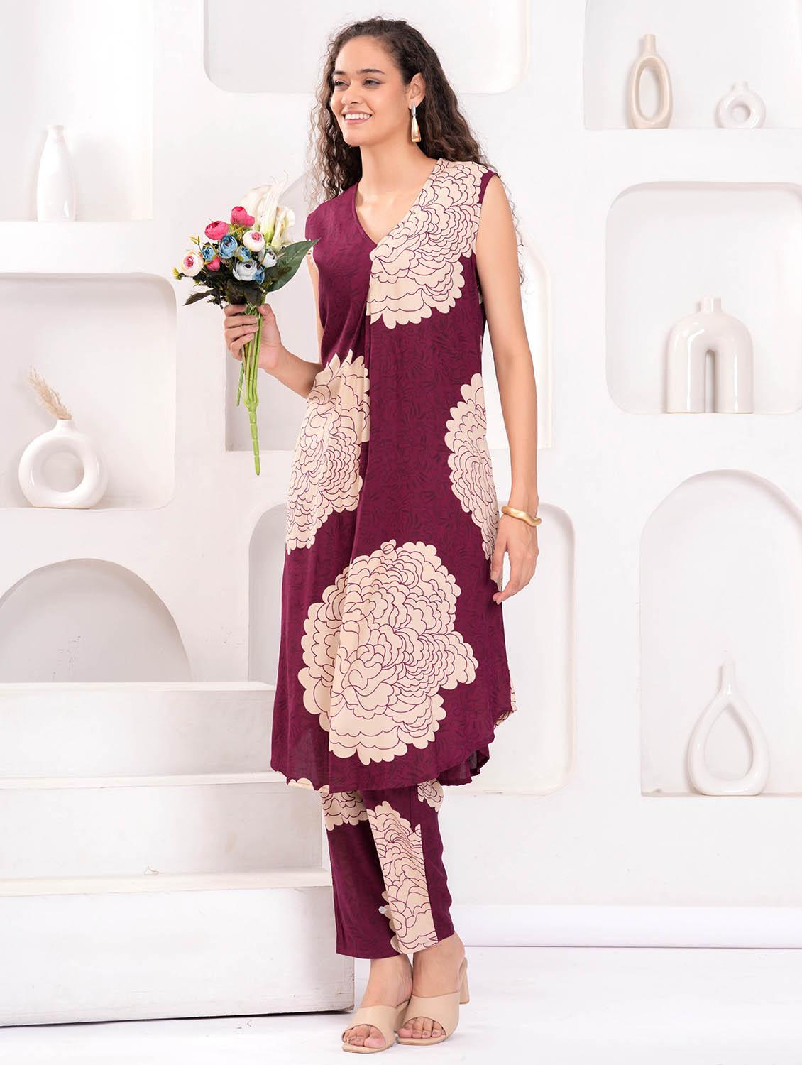 women printed sleeveless kurta and pant set - 21981593 -  Zoom Image - 0