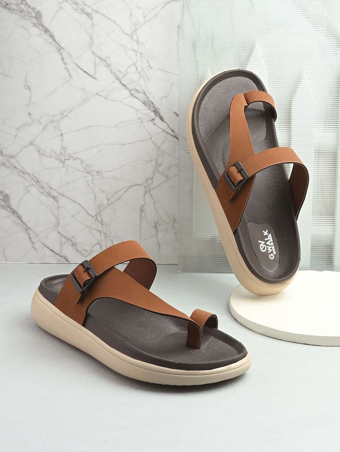 men solid one toe sandal