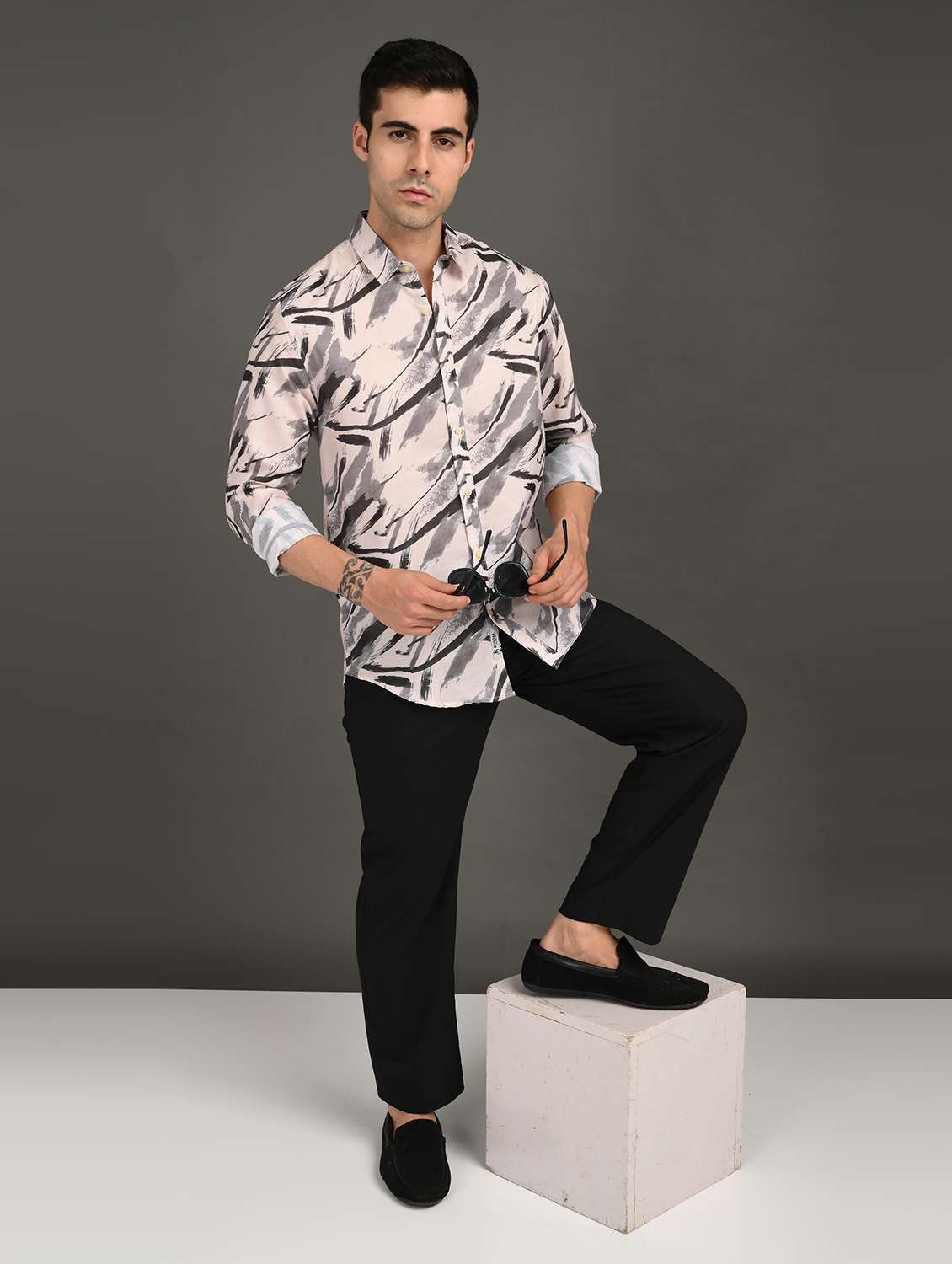 men printed long sleeve regular fit casual shirt - 21982228 -  Standard Image - 3