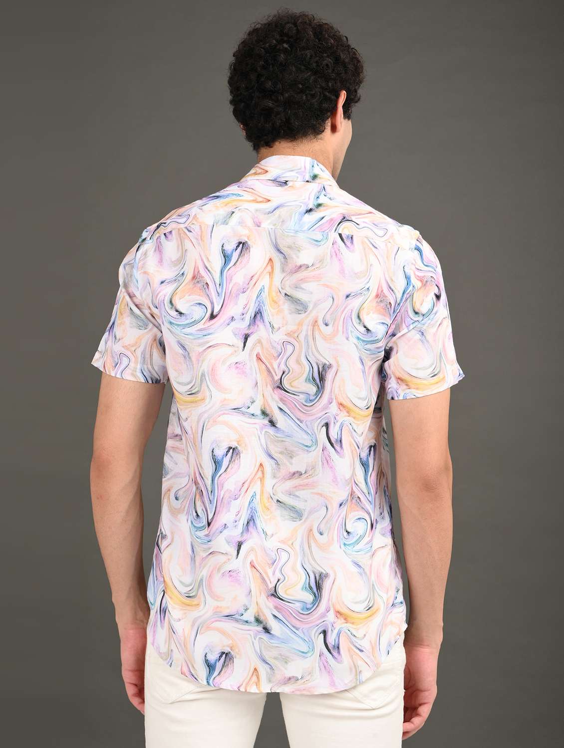 men printed short sleeve regular fit casual shirt - 21982246 - Standard Image - 3