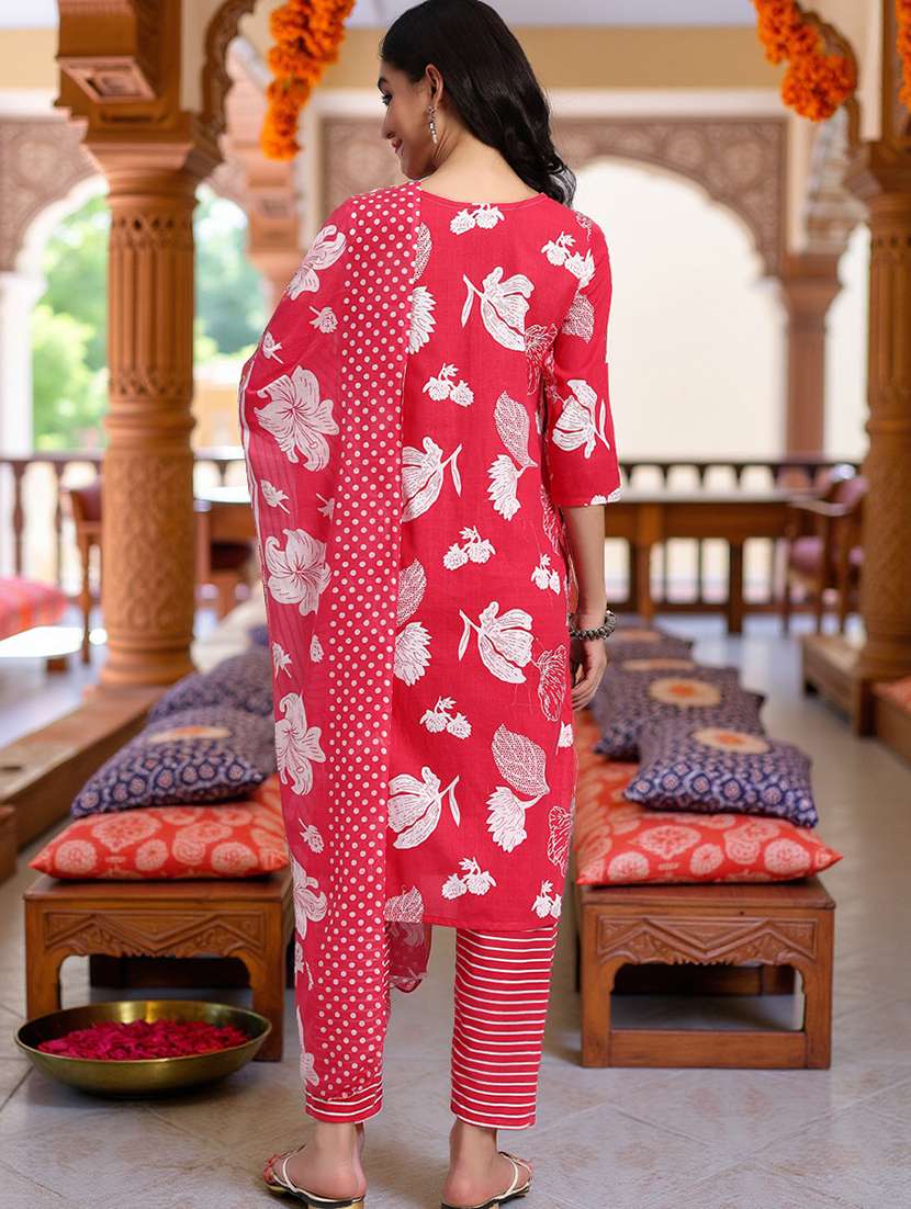 women three quarter sleeve kurta pant with dupatta set - 21982277 - Standard Image - 5