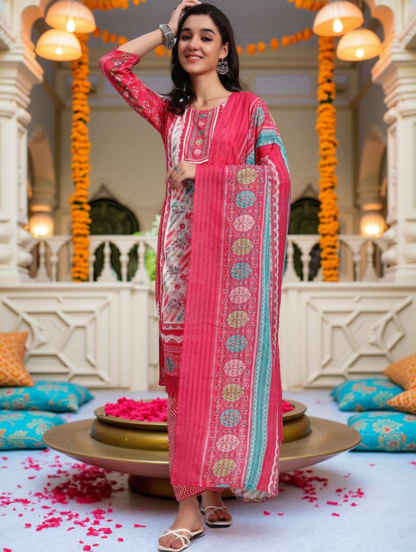 women three quarter sleeve kurta pant with dupatta set - 21982288 - Standard Image - 5