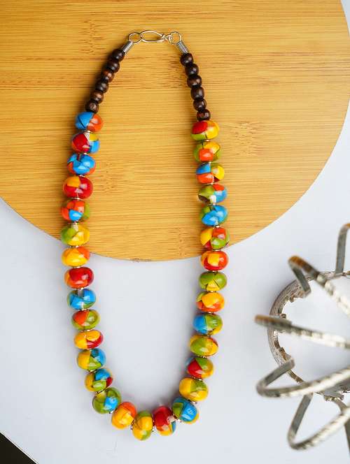 women handmade resin beaded necklace - 21982883 -  Standard Image - 0