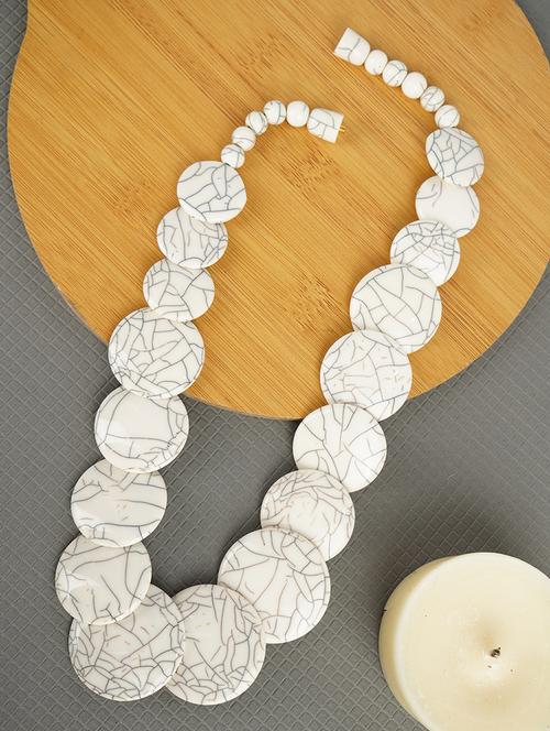 ethnic tribal handmade resin beaded fashion necklace - 21982904 -  Standard Image - 0