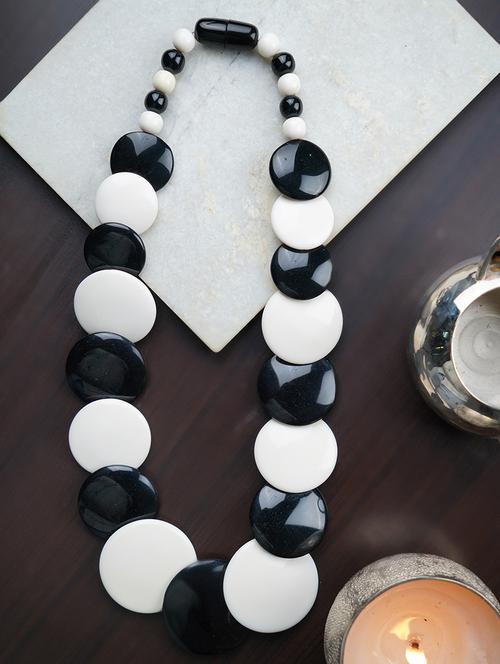 black & white ethnic tribal handmade resin beaded fashion necklace - 21982909 - Standard Image - 0