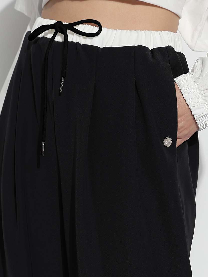 women solid high rise pleated korean pants - 21982934 - Standard Image - 5